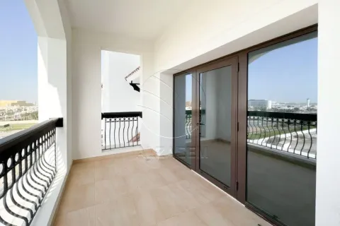 Apartment til leje i Yas Island, Abu Dhabi, UAE 1 værelse, 79 kvm № 700604 - foto 4