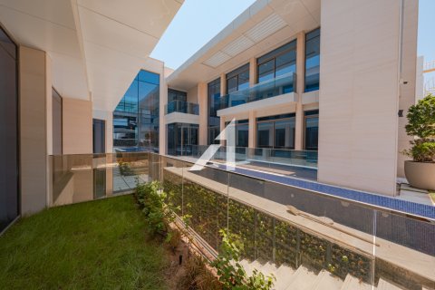 Vila v Jumeirah, Dubai, SAE 7 ložnice, 978.4 m² Č.: 636739 - fotografie 30
