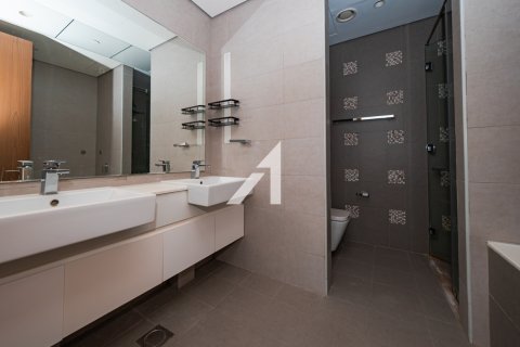 Пәтер Дубай, БАӘ-да 2 жатын бөлмелер, 134.5 м² № 636738 - фото 9