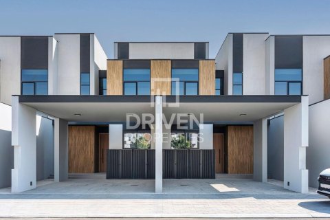 Ridamaja asukohaga Mudon, Dubai, AÜE: 3 magamistoaga, 204.57 m² Nr 747015
