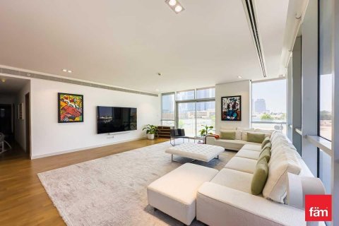 Lägenhet uthyres i Al Wasl, Dubai, UAE 3 sovrum, 284.2 kvm Nr. 640294 - fotografi 2