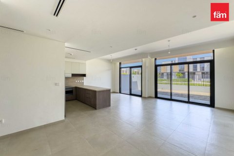 Villa en alquiler en Dubai, EAU 3 dormitorios, 168 m2 № 640298 - foto 12