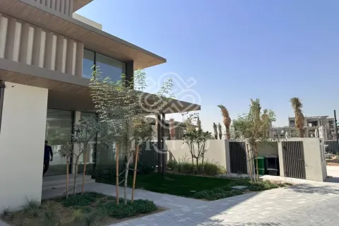 Villa till försäljning i Dubai, UAE 4 sovrum, 567 kvm Nr. 715449 - fotografi 4
