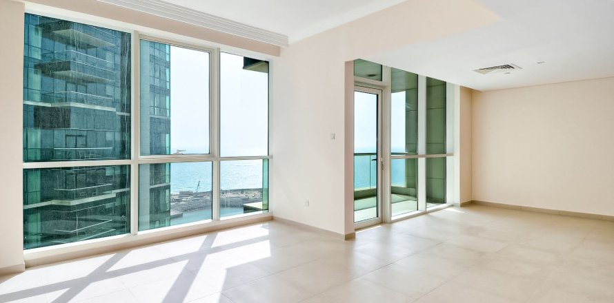 דירה ב Jumeirah Beach Residence, Dubai, איחוד האמירויות 2 חדרי שינה, 159.55 מ"ר מספר 749363