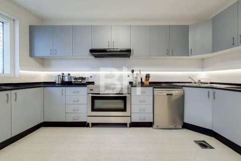 Apartment ng hotel sa Dubai Marina, UAE 3 silid-tulugan, 219 sq.m. № 643427 - larawan 6