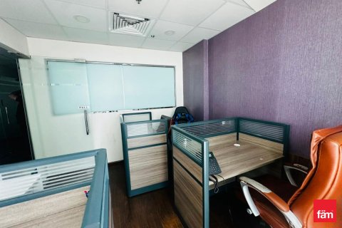 Zyrë në Business Bay, Dubai, Emiratet e Bashkuara Arabe 91.8 m2. № 713593 - Foto 9