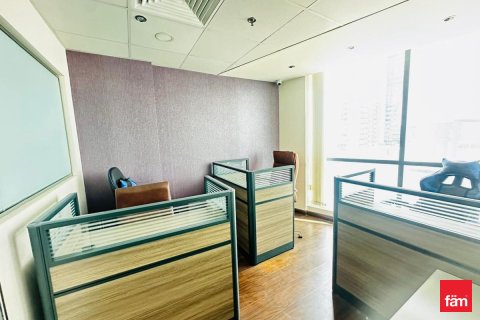 Zyrë në Business Bay, Dubai, Emiratet e Bashkuara Arabe 91.8 m2. № 713593 - Foto 5