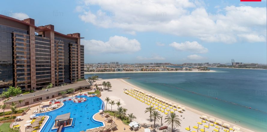 Palm Jumeirah, Dubai, UAE의 아파트 침실 1개, 120.4제곱미터 번호 713591