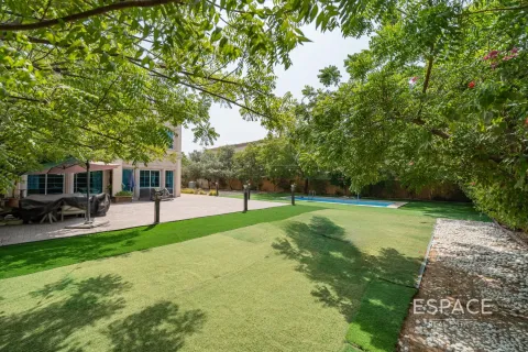 Armazém para venda em Jumeirah Village Triangle, Dubai, EAU 251 m2 № 649746 - foto 12
