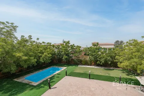 Armazém para venda em Jumeirah Village Triangle, Dubai, EAU 251 m2 № 649746 - foto 16