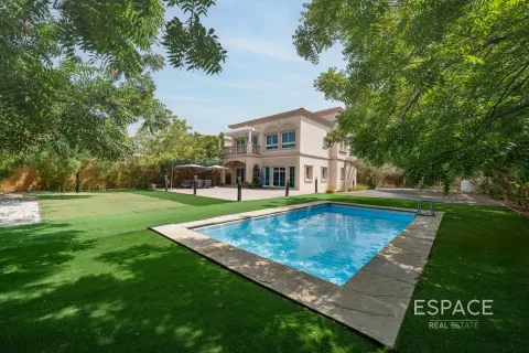 Armazém para venda em Jumeirah Village Triangle, Dubai, EAU 251 m2 № 649746 - foto 1