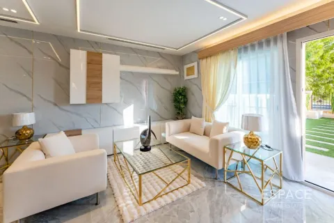 Kuća u nizu u gradu Jumeirah Village Triangle, Dubai, UAE 2 spavaće sobe, 180 m2 Br. 649745 - Slika 3