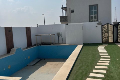 Villa para venda em Al Mairid, Ras Al Khaimah, EAU 2 quartos, 450 m2 № 656473 - foto 2