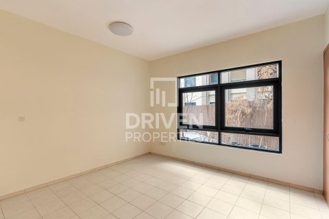Appartement te huur in Greens, Dubai, VAE 3 slaapkamers, 155 vr.m., nr 654822 - foto 10