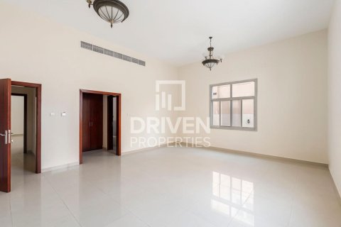 Vila di Al Barsha, Dubai, UAE 7 bilik tidur, 791 meter persegi № 654823 - foto 12