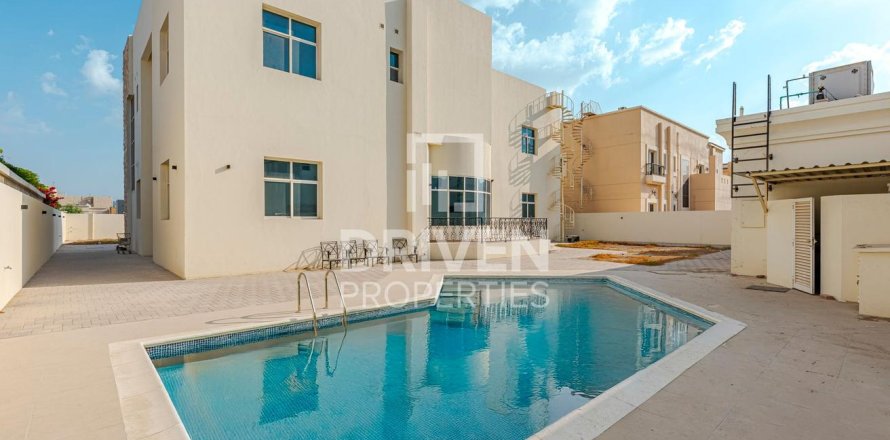 Vila di Al Barsha, Dubai, UAE 7 bilik tidur, 791 meter persegi № 654823
