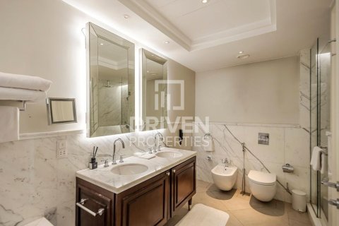 Apartemen di Downtown Dubai (Downtown Burj Dubai), UEA 2 kamar tidur, 118 m2 nomor 654819 - foto 17