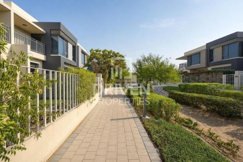 Townhouse til leje i Dubai Hills Estate, Dubai, UAE 4 soveværelser, 201.32 kvm № 745785 - foto 23