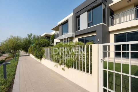 Townhouse til leje i Dubai Hills Estate, Dubai, UAE 4 soveværelser, 201.32 kvm № 745785 - foto 1