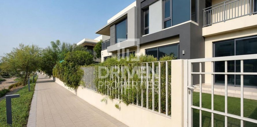 Villetta a schiera a Dubai Hills Estate, Dubai, EAU 4 camere da letto, 201.32 mq. № 745785