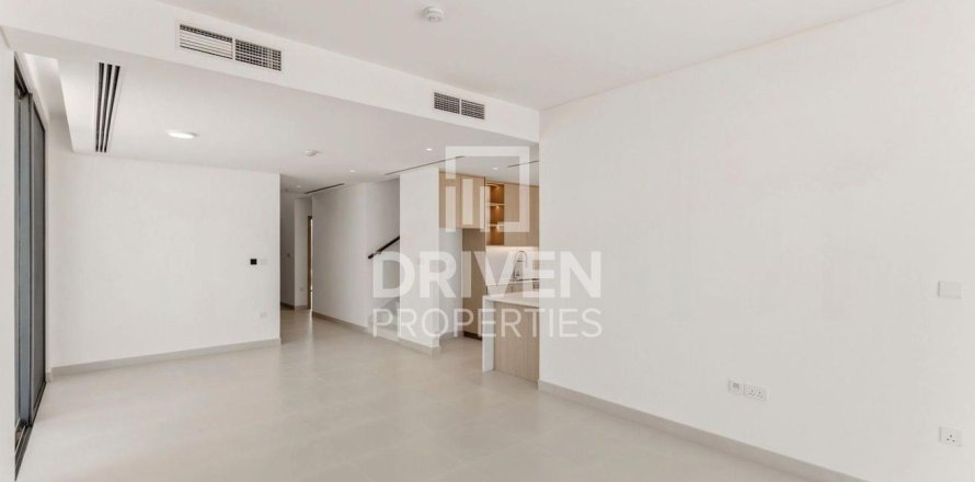 Villa asukohaga Dubai South (Dubai World Central), Dubai, AÜE: 4 magamistoaga, 596.81 m² Nr 745784