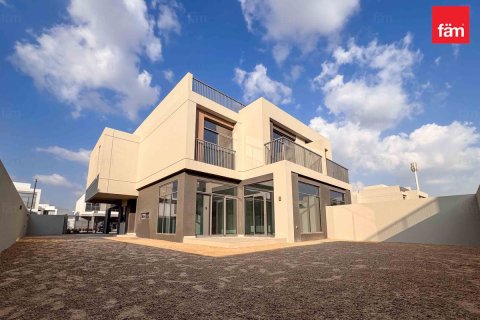 Вилла Дубай, БАӘ-да 4 жатын бөлмелер, 338.6 м² № 668798 - фото 1