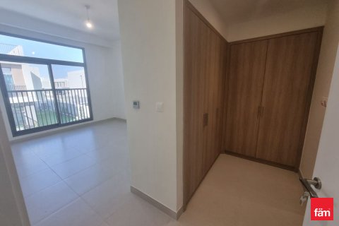 Vila u gradu Dubai, UAE 4 spavaće sobe, 338.6 m2 Br. 668798 - Slika 7