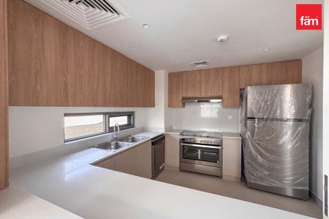 Вилла Дубай, БАӘ-да 4 жатын бөлмелер, 338.6 м² № 668798 - фото 7