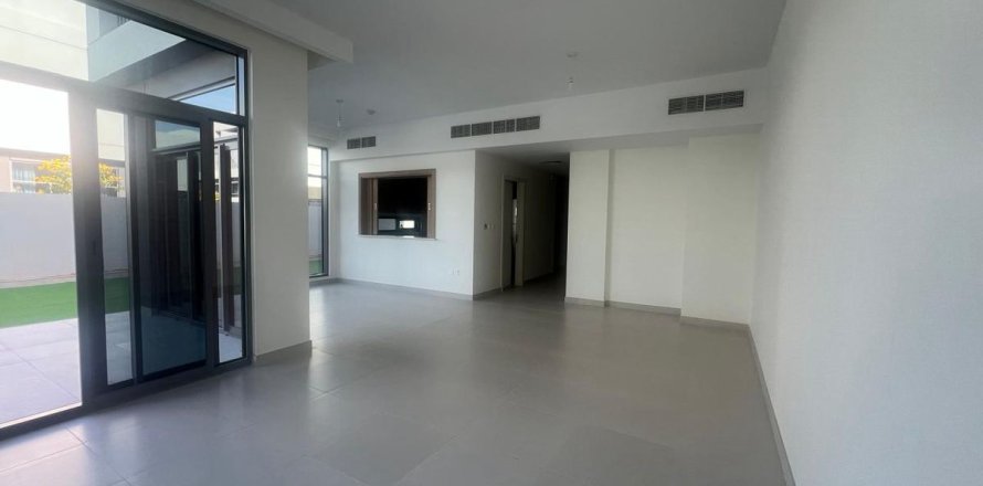 Вілла в Дубай, ОАЕ 4 спальні, 338.6м2 № 668798