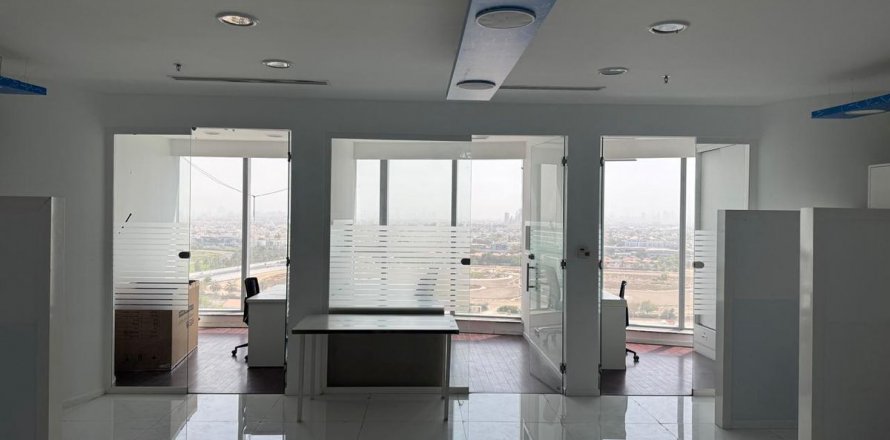 Zyrë në Business Bay, Dubai, Emiratet e Bashkuara Arabe 100 m2. № 634574