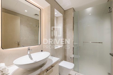Apartmen di Business Bay, Dubai, UAE 1 bilik tidur, 114 meter persegi № 654100 - foto 11