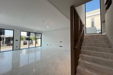 Tilal Al Ghaf, Dubai, UAE의 임대용 빌라 침실 4개, 374.49제곱미터 번호 751160 - 사진 2