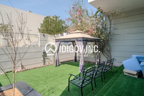 Kuća u nizu u Al Furjan, Dubai, UAE 225 m2, 4 spavaćih soba Br. 642000