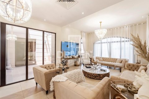 Mudon, Dubai, BAE’de satılık вилла 4 yatak odası, 316 m&sup2; No 653263 - fotoğraf 1