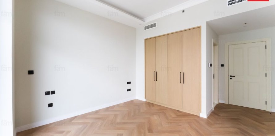 Lägenhet i Al Barsha, Dubai, UAE 2 sovrum, 196.4 kvm Nr. 679002