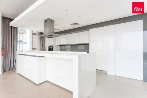 Lägenhet uthyres i Dubai, UAE 2 sovrum, 155.1 kvm Nr. 679006 - fotografi 8