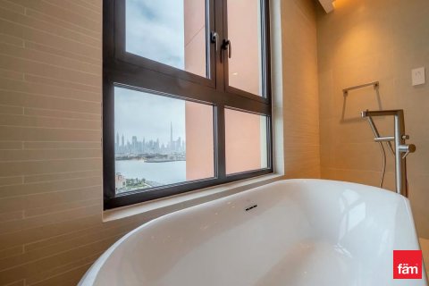 Penthaus u Dubai, UAE 5 spavaćih soba, 1054.5 m2 Br. 712662 - fotografija 15
