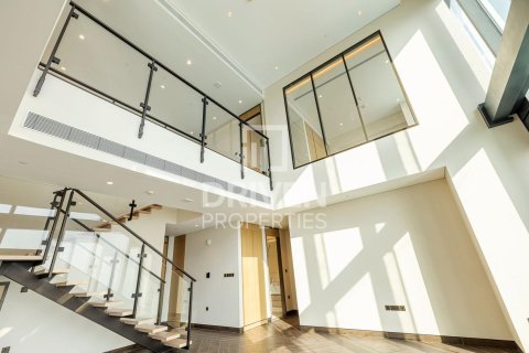 Duplex sa Zabeel, Dubai, UAE 2 silid-tulugan, 224.55 sq.m. № 742991 - larawan 17