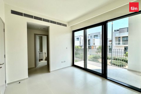 Villa te koop in Dubai, VAE 3 slaapkamers, 129 vr.m., nr 739868 - foto 10