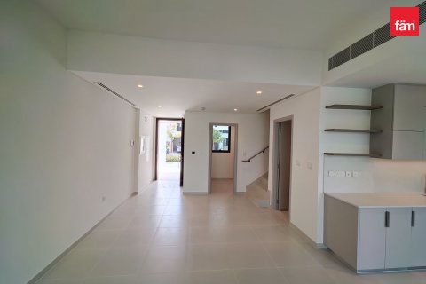 Βίλα σε Dubai, ΗΑΕ 3 υπνοδωμάτια, 129 τ.μ. Αρ. 739868
