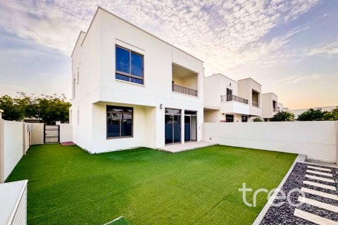 Casa urbana em Town Square, Dubai, EAU 4 quartos, 225.1 m2 № 741090