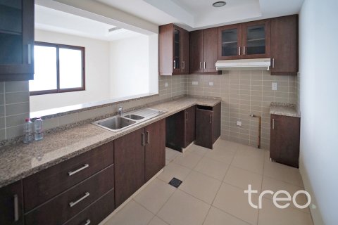 Townhouse in Reem, Dubai, UAE 3 bedrooms, 232.91 sq.m. № 741092 - photo 3
