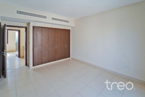 Townhouse in Reem, Dubai, UAE 3 bedrooms, 232.91 sq.m. № 741092 - photo 5