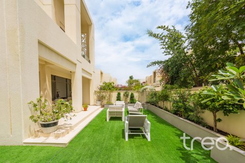 Radhus till försäljning i Reem, Dubai, UAE 4 sovrum, 237 kvm Nr. 741088 - fotografi 19