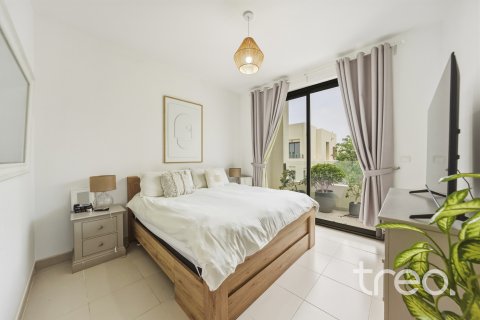 Radhus till försäljning i Reem, Dubai, UAE 4 sovrum, 237 kvm Nr. 741088 - fotografi 10