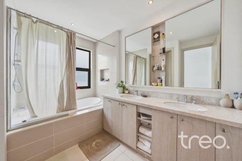 Radhus till försäljning i Reem, Dubai, UAE 4 sovrum, 237 kvm Nr. 741088 - fotografi 12