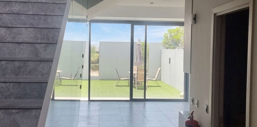 Řadový dům v Mohammed Bin Rashid City, Dubai, SAE 2 ložnice, 131 m² Č.: 728032