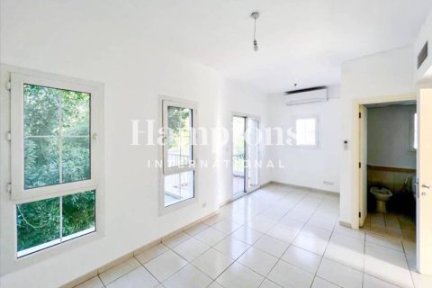 Villa te huur in The Springs, Dubai, VAE 2 slaapkamers, 166.66798200 vr.m., nr 651159 - foto 5