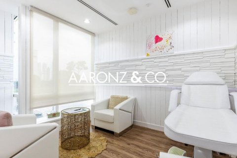 Üürile anda kontor asukohaga Business Bay, Dubai, AÜE: 133 m² Nr 702183 - pilt 8