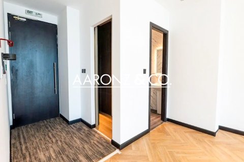 Kantoor te huur in Business Bay, Dubai, VAE 74 vr.m., nr 702188 - foto 5